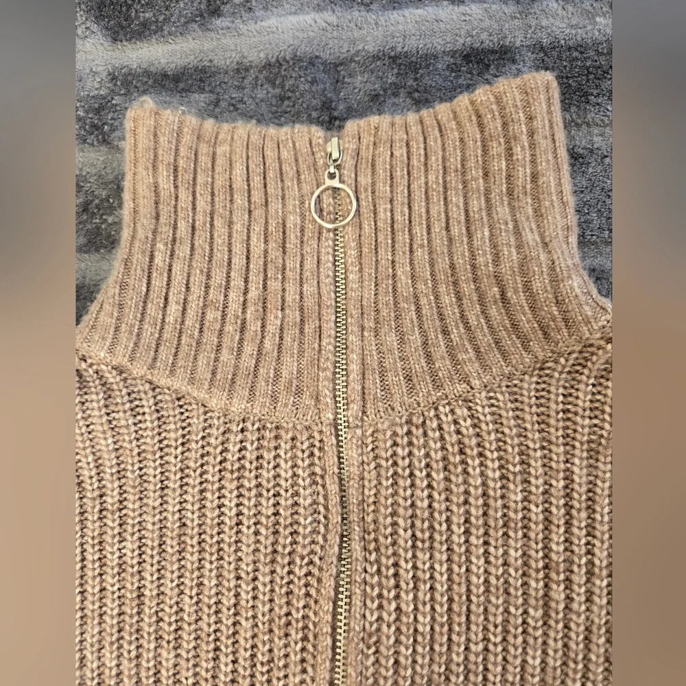 Jessica Simpson Khaki Cropped Sweater Women's Size Medium - Picture 5 of 8